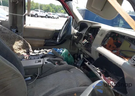 1997 Ford Ranger Splash/Stx/Xlt z USA, uszkodzony, nr VIN 1FTCR15X9VPA10846